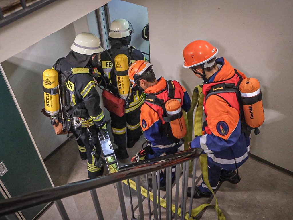 Jugendfeuerwehr Weiche bei einer Übung 1