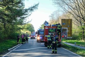 Zwei Brände im Bahnbereich fordern Feuerwehren
